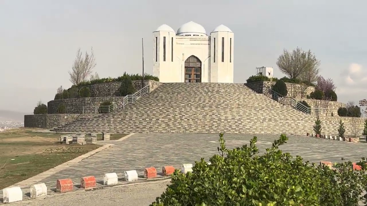 تپه سرای شمالی قبرمارشال فهیم