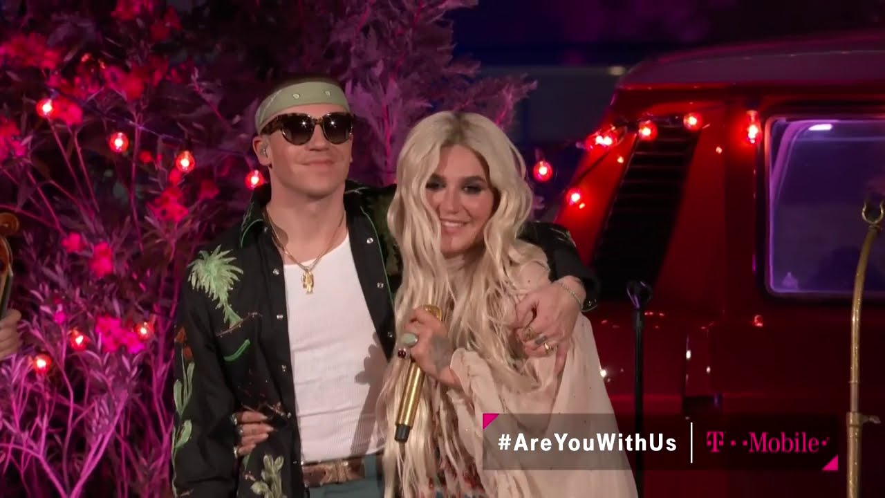 Macklemore & Kesha: &ldquo;Good Old Days&rdquo; (Live At BMA&rsquo;s 2018)