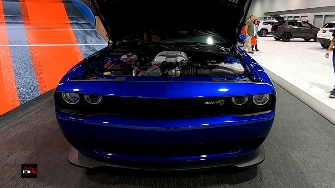 2019 Dodge Challenger SRT Hellcat  Exterior and Interior Walkaround - 2018 OC Auto Show