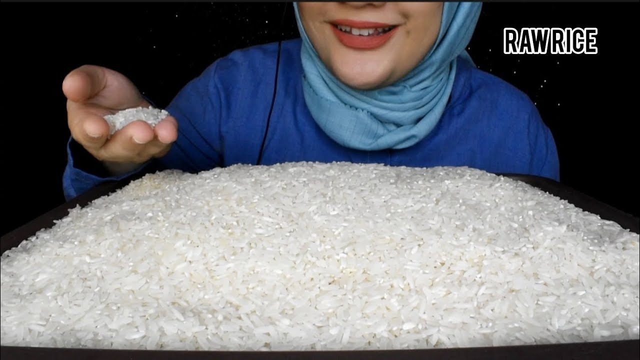 ASMR RAW RICE EATING|| RAW RICE | MAKAN BERAS DI NAMPAN PAKE TANGAN