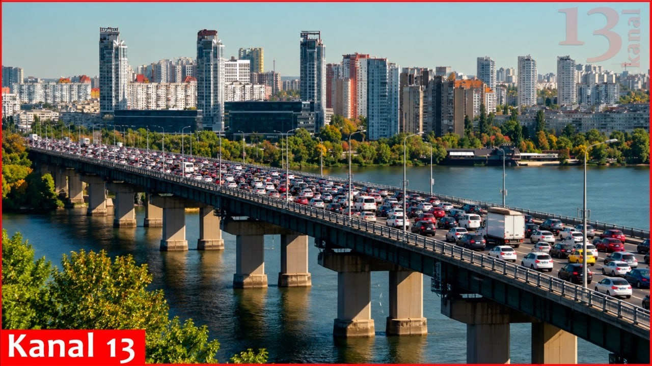Российские авиаудары парализовали движение по 3 мостам в Киеве: новая тактика дезорганизации