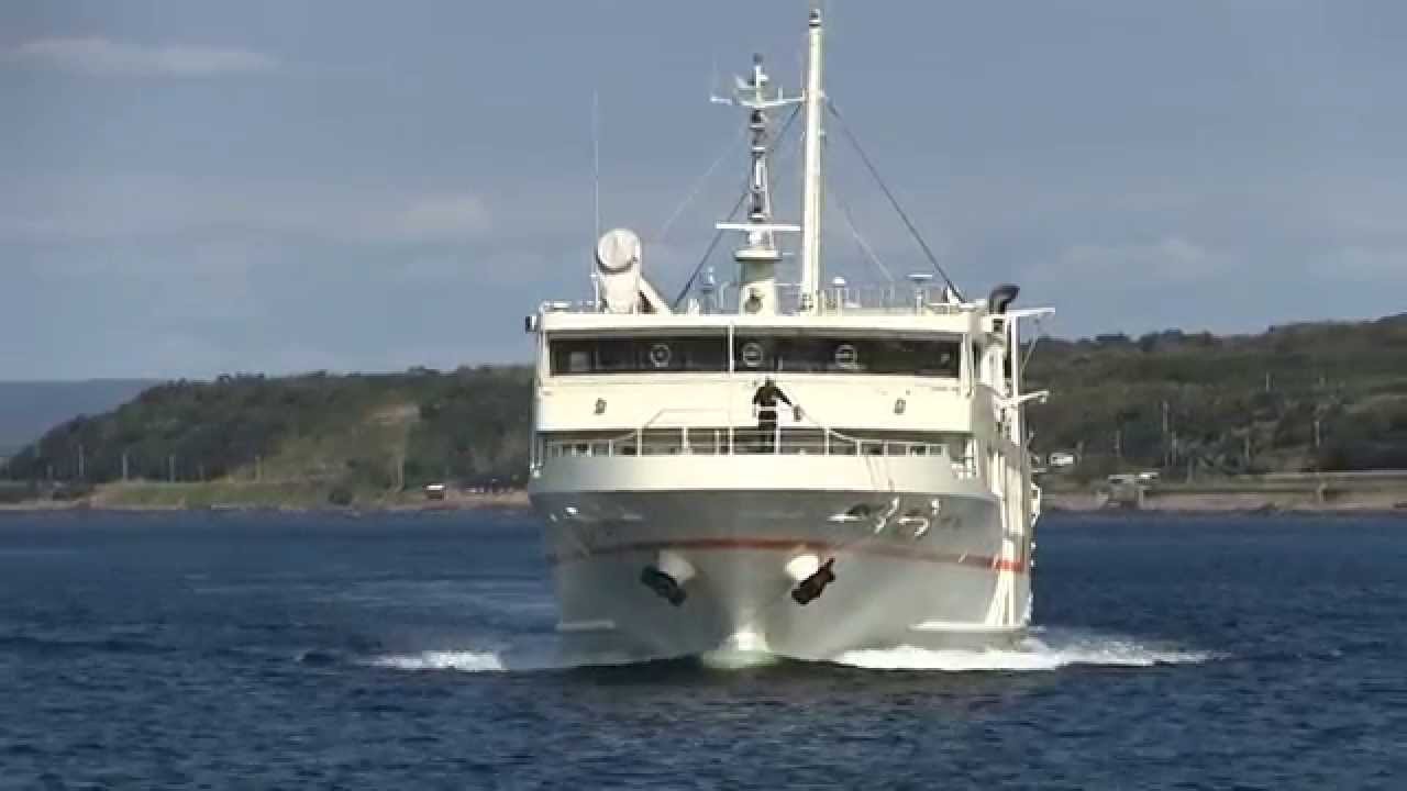 屋久島町営フェリー太陽種子島島間港入港