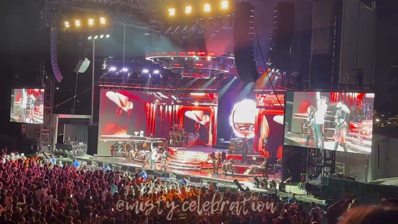 ✩ Pitbull - Timber | New York, 25 August 2024 live ✩