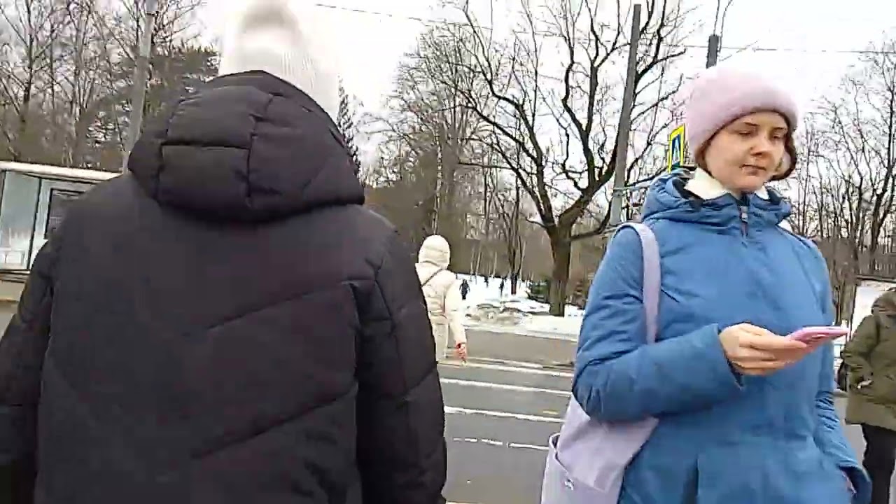 Милых женщин с Международным женским днем 8 марта! Небольшая прогулка по Питеру. Выборгский район.