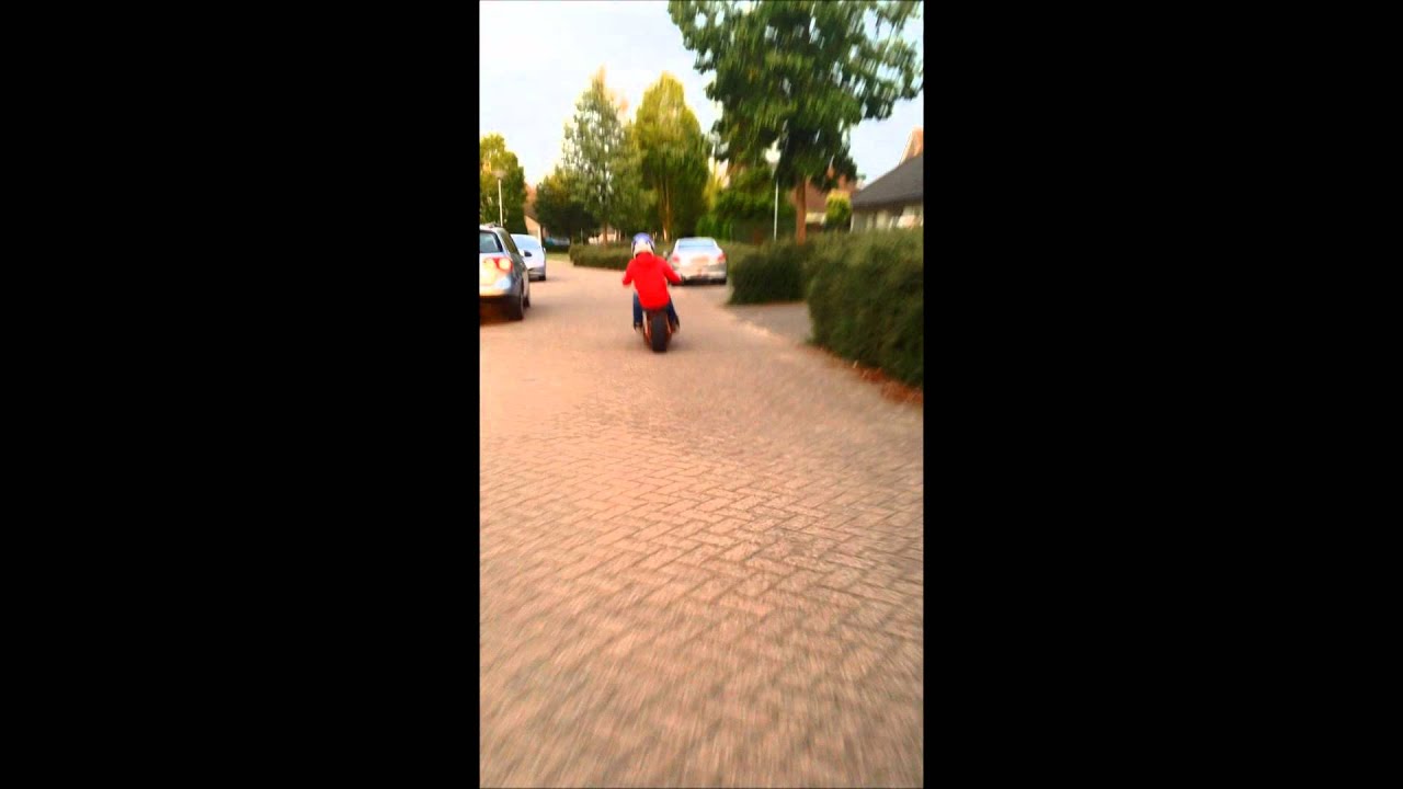 crossteam stiphout - spiderbike VS Honda z50j dax