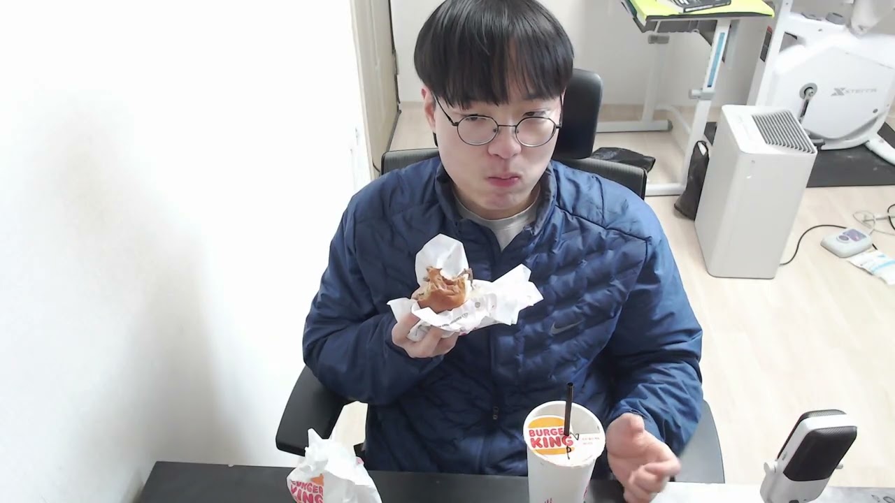 1월 24일 토요일 점심 버거세트