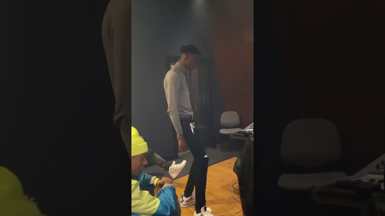 Yung Mal - Scuse Me ( Studio Snippet)