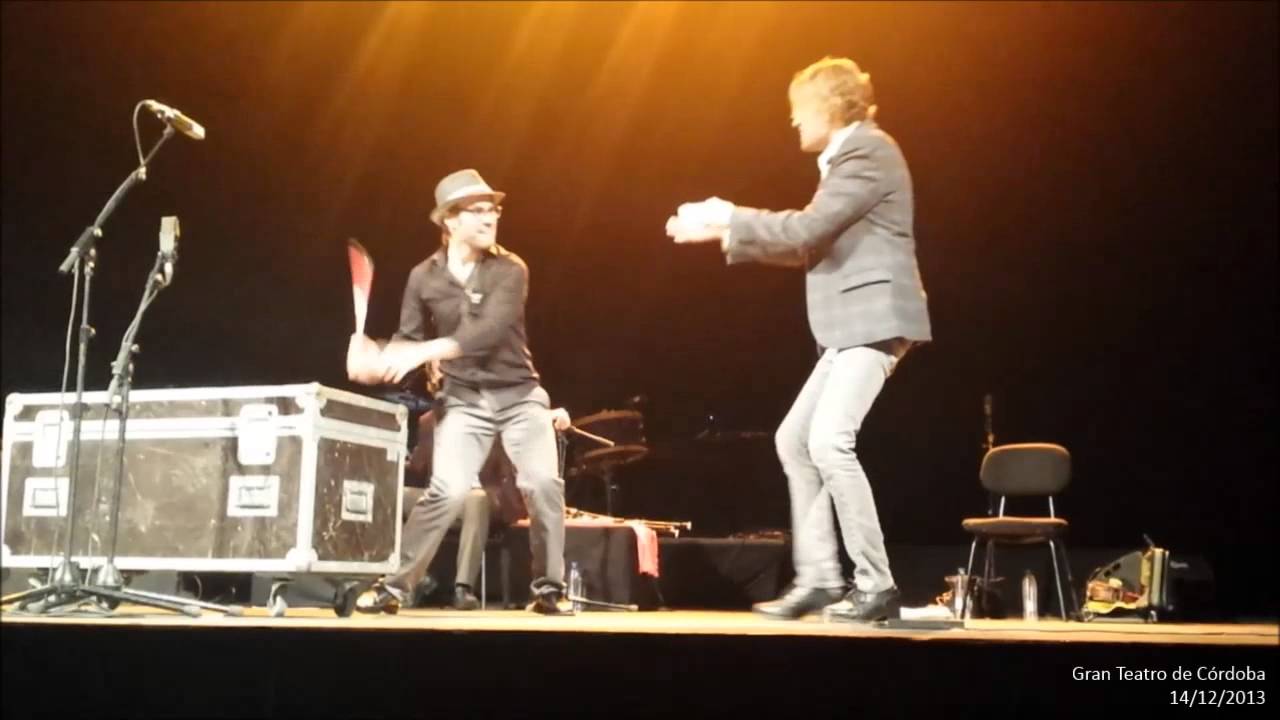 Carlos Núñez Solo de Jon Pilatzke & Xurxo en el Gran teatro de Córdoba (I)