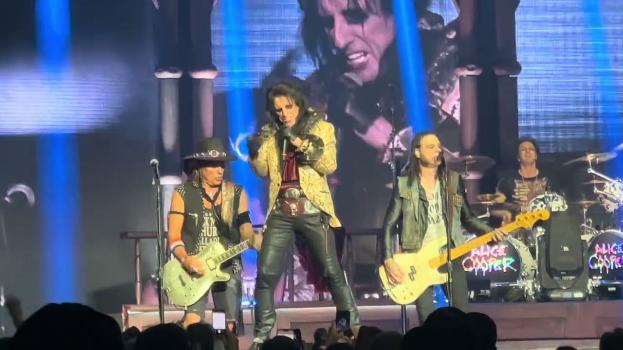 Alice Cooper- Snakebite. Live in Orlando 2025