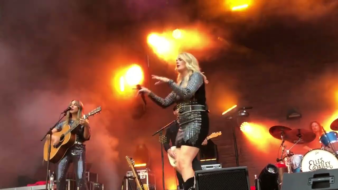 Elles Bailey - Over The HIll - 3rd August 2025 - Fire Station, Sunderland