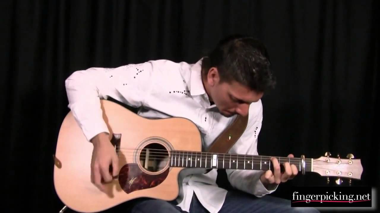 Andrea Valeri : 