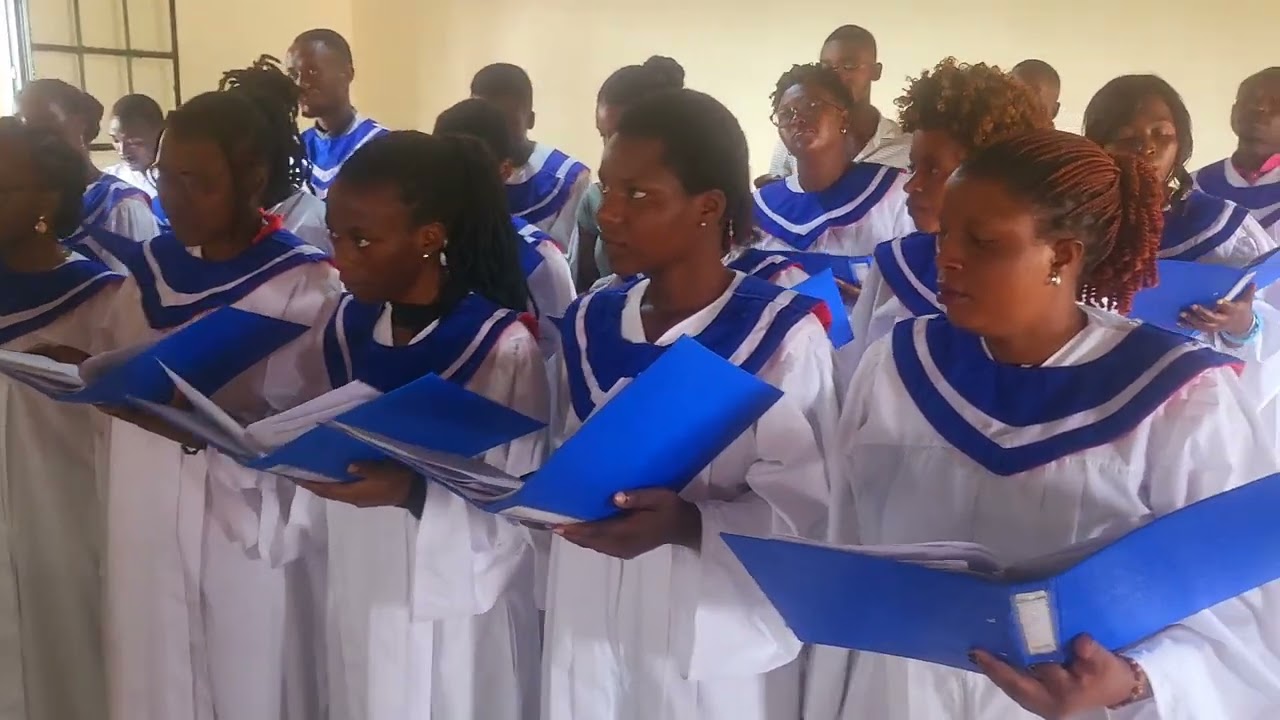 Mucyo Turate Mariya Perfomed by Chorale Saint Jean