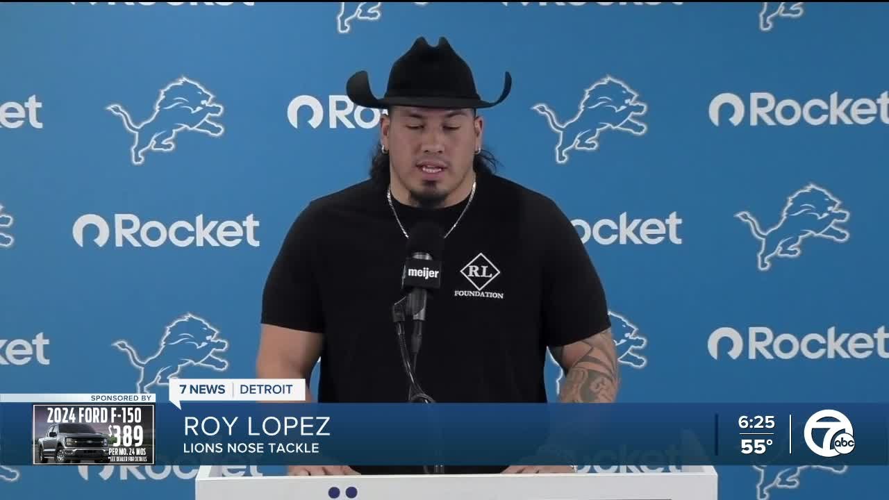 New Lions DT Roy Lopez cannot believe how big Dan Campbell is