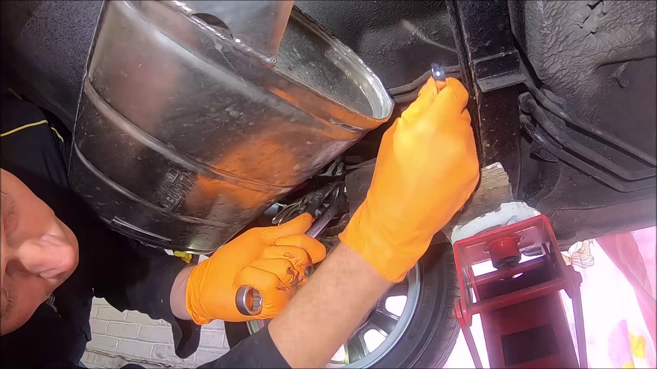 Classic Mini Workshop - Fuel filter replacement Injection MPI / SPI