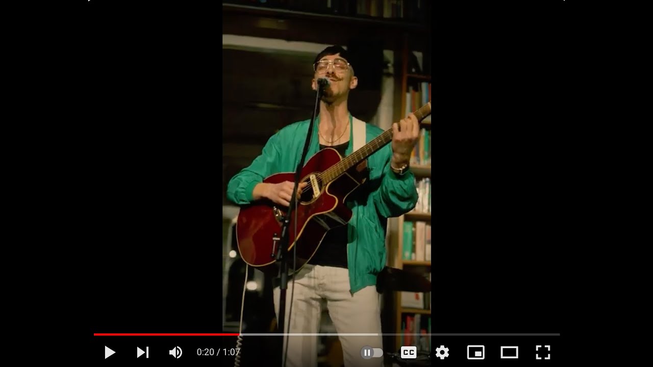 B&Auml;R's Songwriter Showcase
