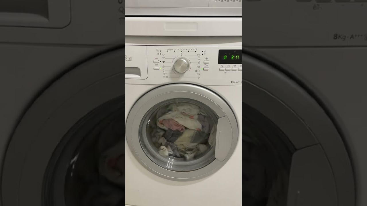 Whirlpool AWOC82120:Cottons 60° 1200rpm with prewash, extra rinse and high level of dirty