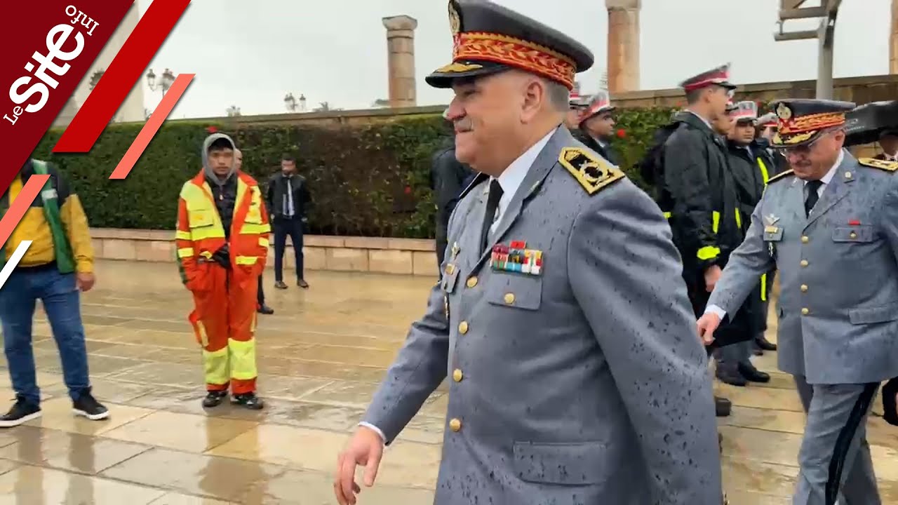 الجنرال حرمو يقود وفدا من كبارضباط الدرك الملكي إلى ضريح حسان للترحم على روح  محمد الخامس