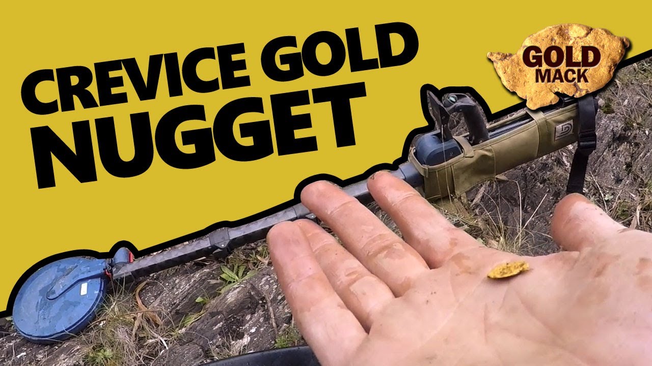 Metal Detecting a Gold Nugget in Crevice with Minelab SDC 2300 Metal Detector