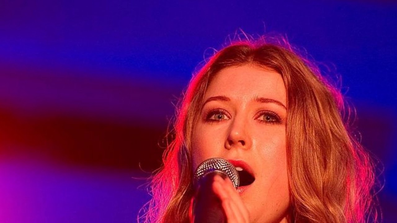 Hayley Westenra ~ My Heart Belongs To You