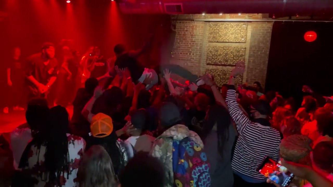 Jooselord performs 