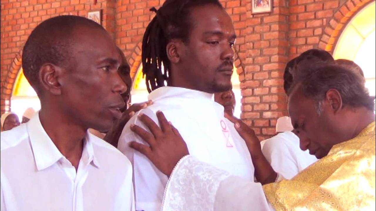 Zimbabwe Catholic Ndebele Songs -  Sigcwalise