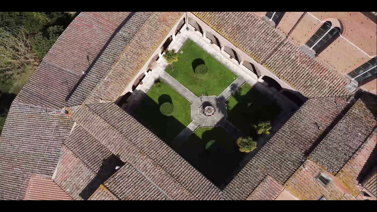 Siena -  La Basilica di San Domenico ( 2.7 K dal drone )