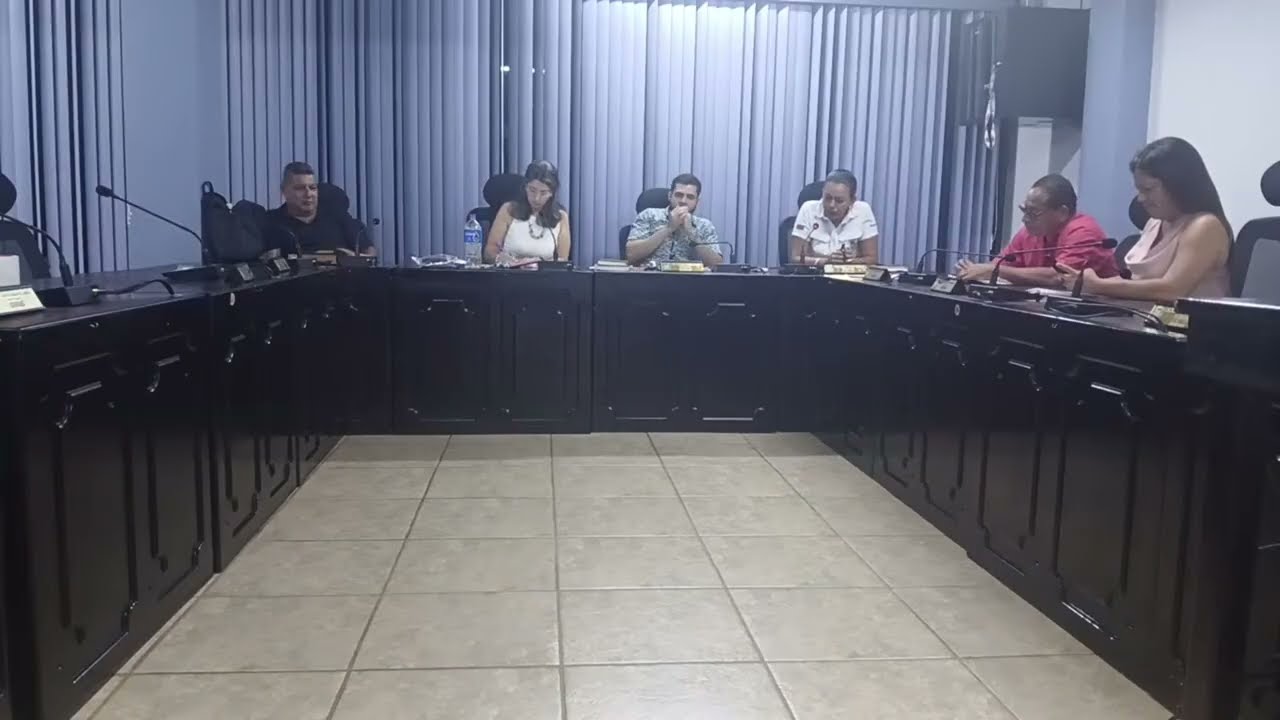 ConcejoMunicipalLosChiles está en vivo