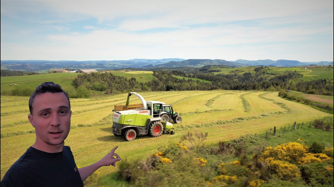 Ensilage, automotrice de fauche, nouveau drone DJI Air 2S, paysage de montagne, ...
