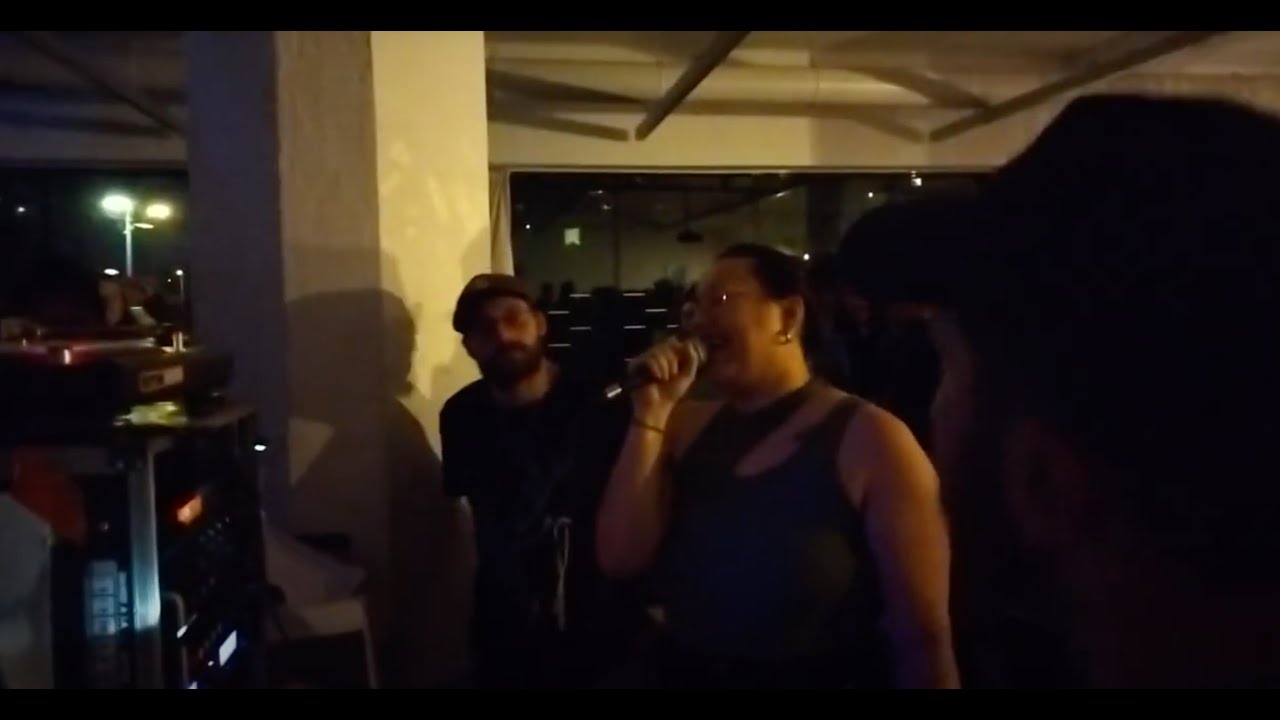 Ojika Hi fi feat. I-ly pon the mic !
