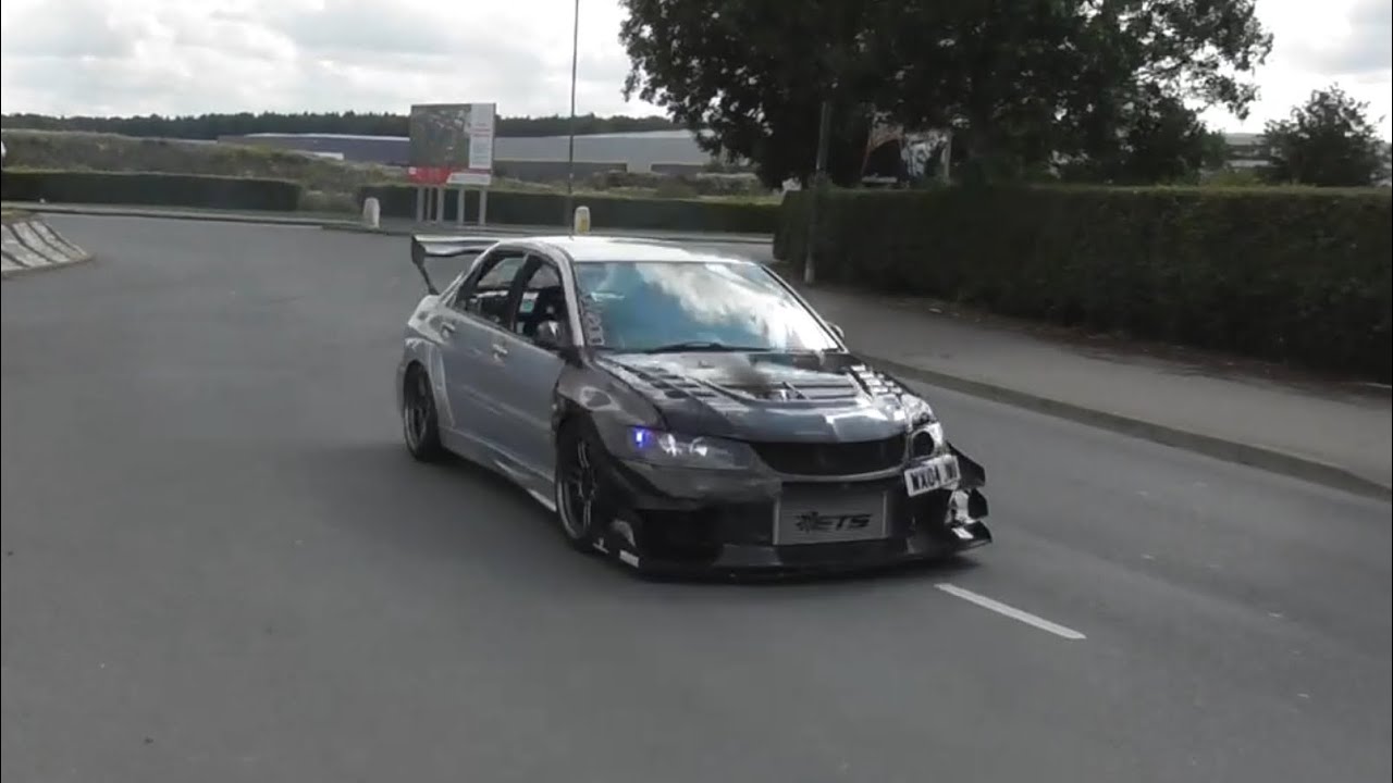 Some of the UK’s fastest cars leaving a car show PT2
