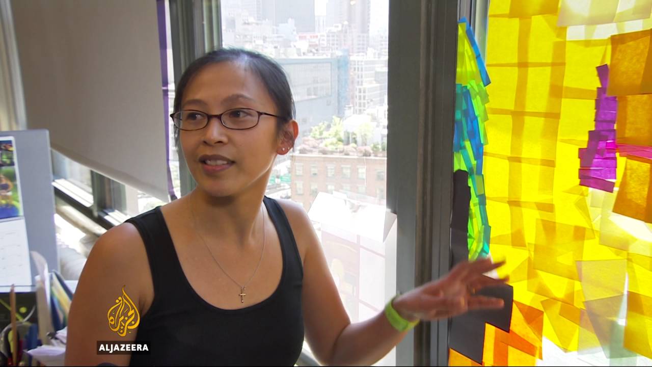 Rival New York ad agencies wage post-it notes war