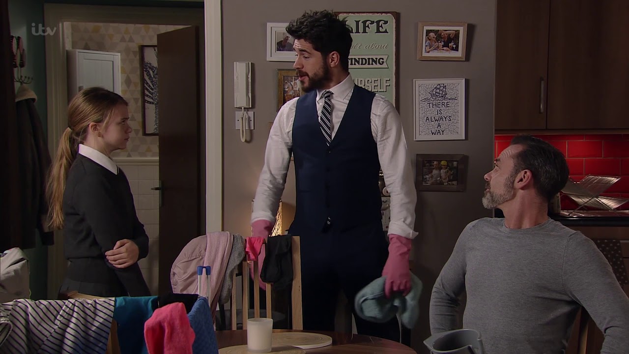 Coronation Street - Summer Takes Control of Billy's Care