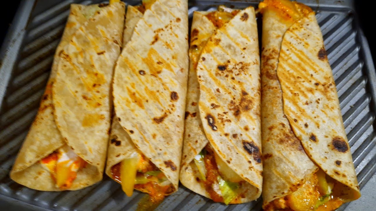 Veg Paratha Roll|Veg Keema Rolls|street style Veg frankie|Veg wrap|سندويش خضار|Dhaba Style Sandwich