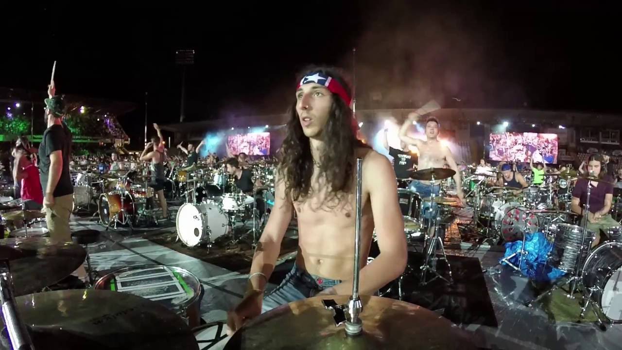 Smells Like Teen Spirit | Rockin'1000 That's Live 2016