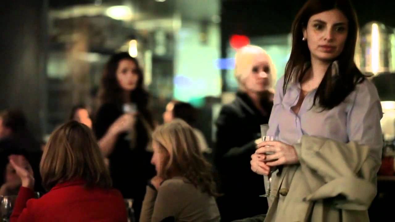 Earls on King Street - Downtown Restaurant in Toronto