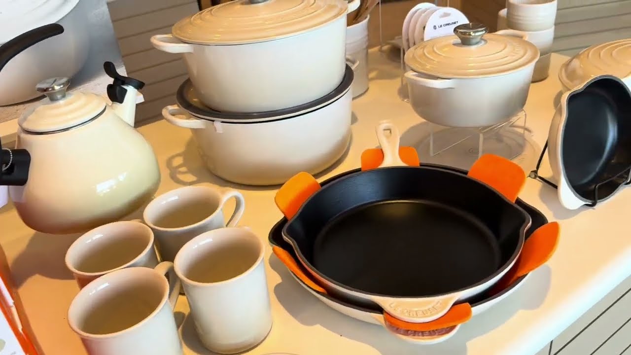 LE CREUSET OUTLET enameled cast iron cookware  | Le Creuset Cookware Deals