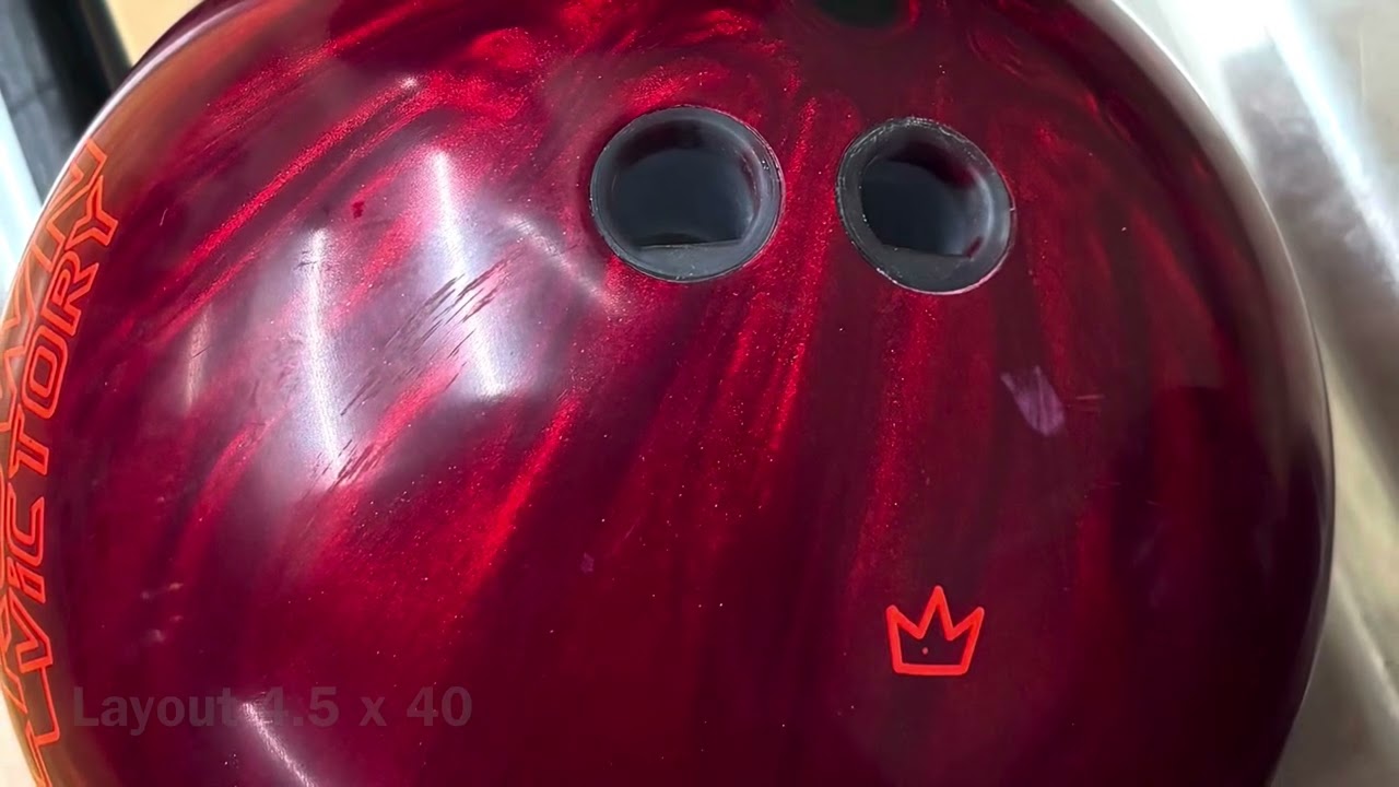 Brunswick Crown Victory Pearl vs Crown Victory