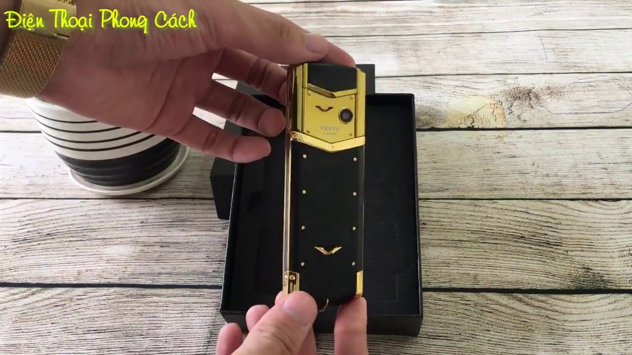 Điện thoại Vertu K7