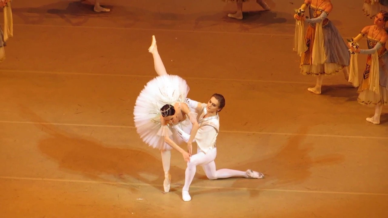 “Raymonda“ Yulia Stepanova, Denis Rodkin (1)