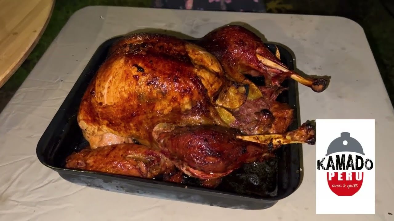 Pavo Navideño al Kamado