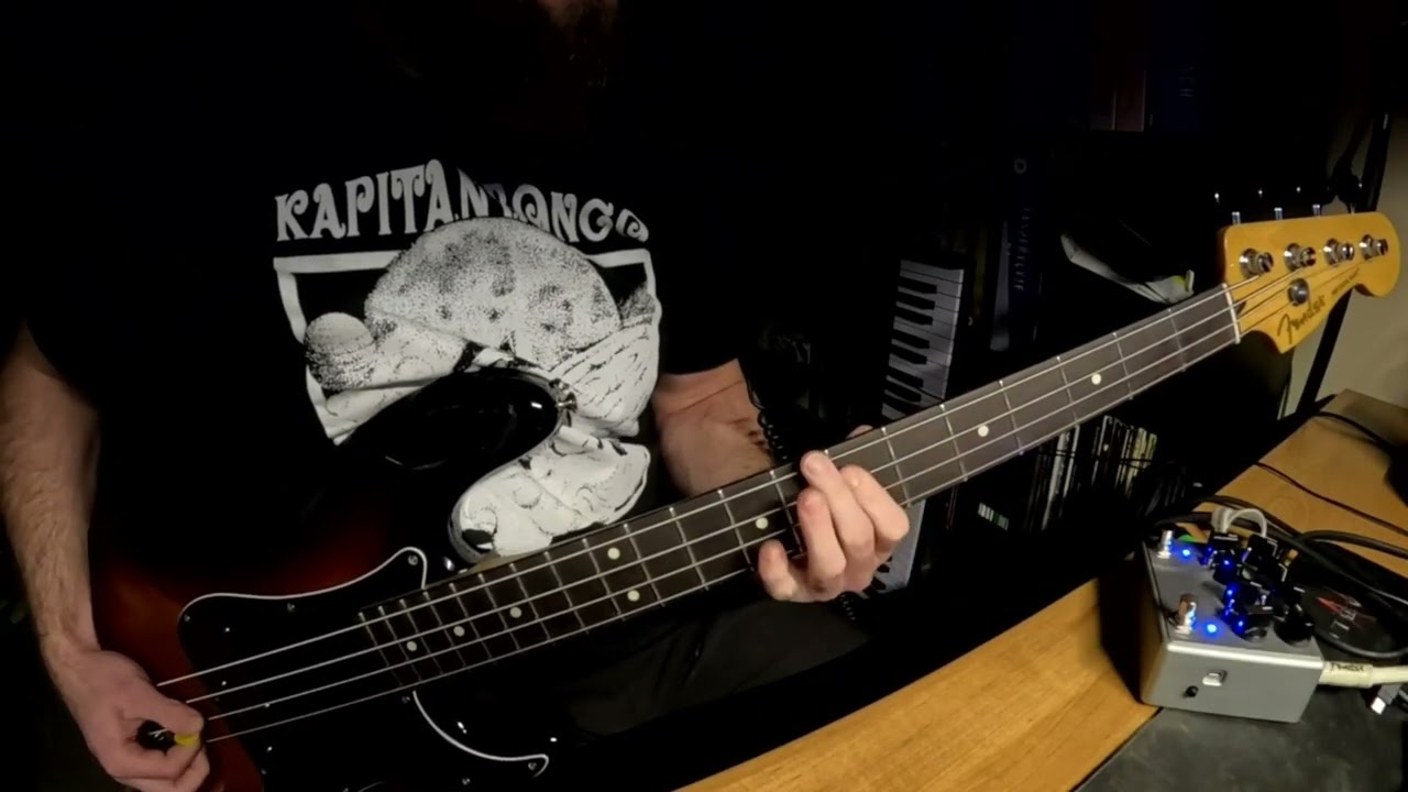 Men I Trust - Show Me How (bass playthrough)