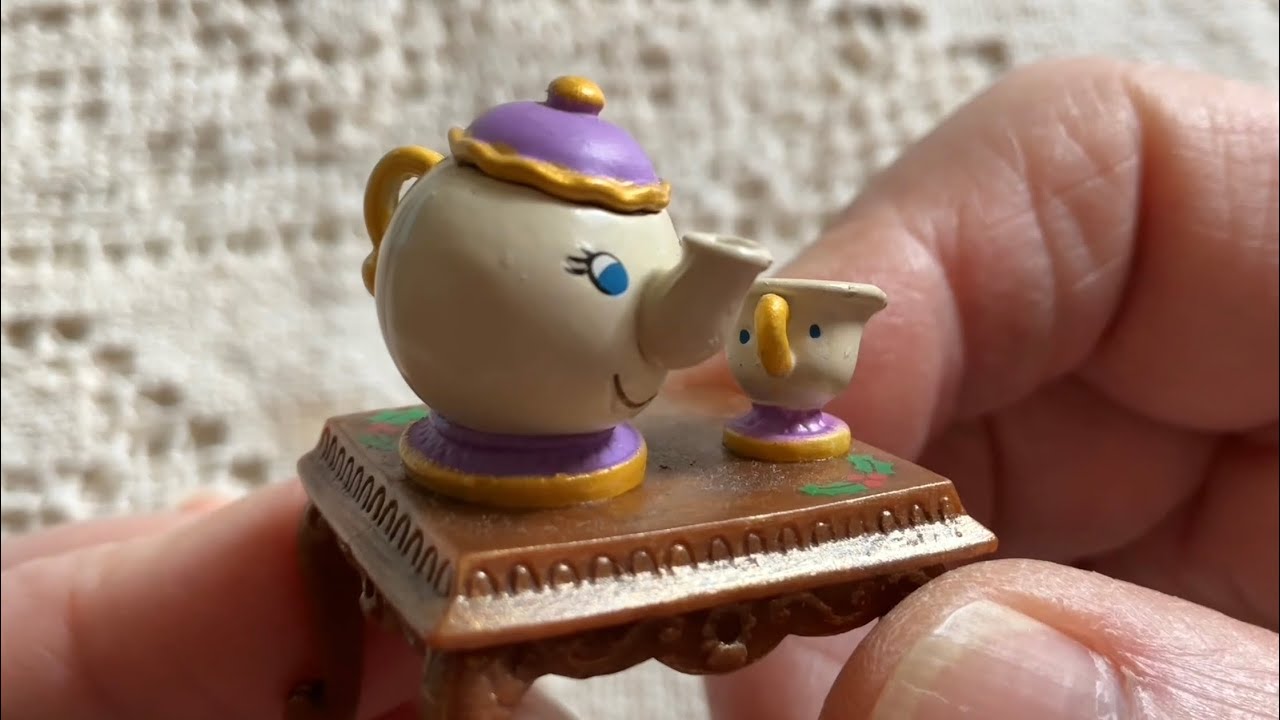 Gentle ASMR 🕊️✨  Disney Animators micro minis of delight Close  Up ✨ Soft Whisper