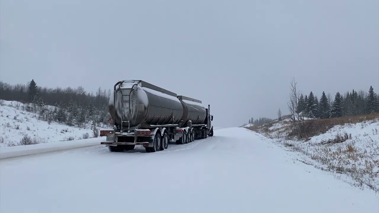 Двое жителей Доусон-Крика и один житель Форт-Сент-Джона арестованы по подозрению в краже автомоби...