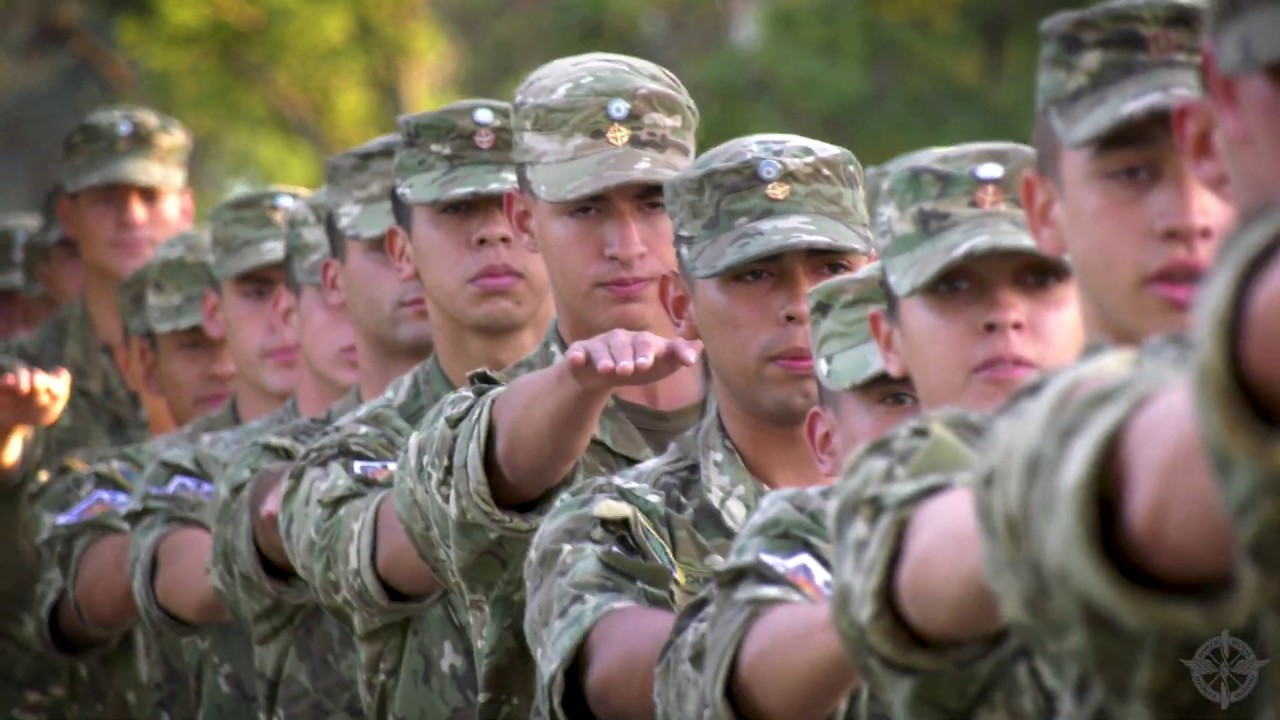 Cadetes de la EAM continúan su formación durante la cuarentena