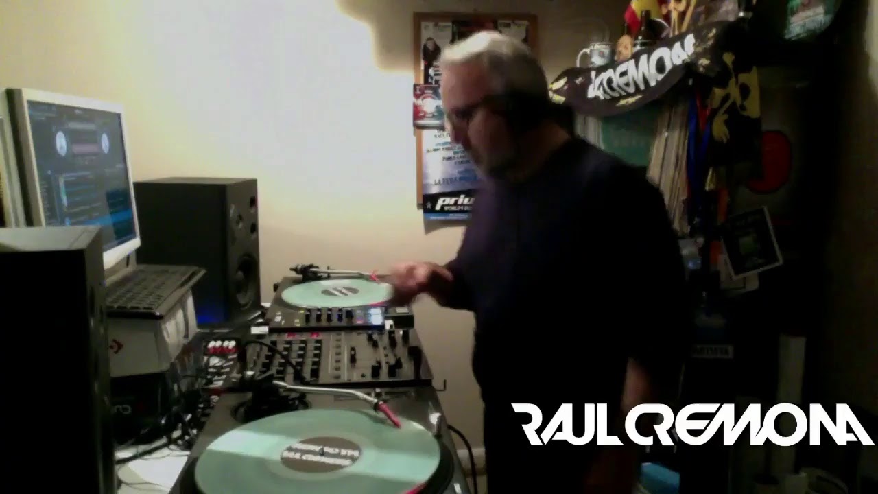 Raul Cremona live