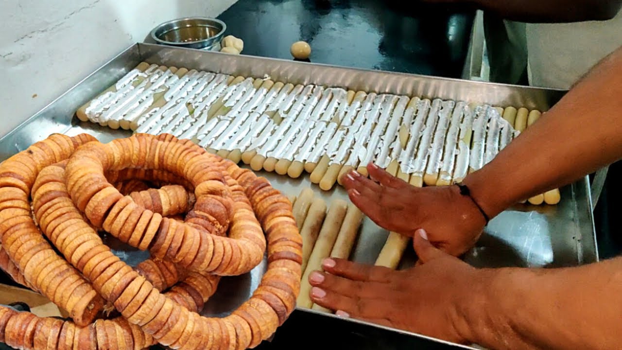 Anjeer Sweet Recipe | Anjeer Kaju Roll Making | FIGS Sweets Video | Indian Sweets Making Videos