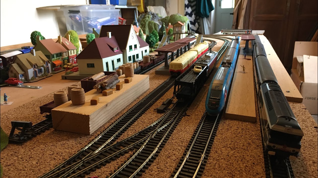 Circulations de trains ho ( TGV, corail, Marchandises et autres ) sur le réseau de mon oncle 