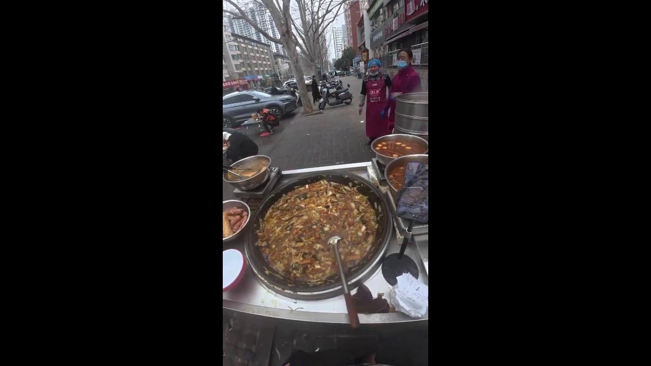 Chinese Street Food Livestream | POV Big-Pot Ladling with Real Market Sounds