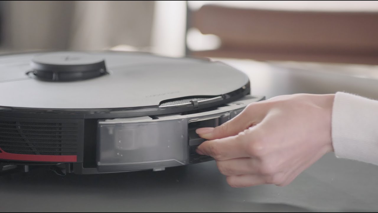 Roborock S7 MaxV. Техническое обслуживание пылесоса - чистим датчики, щетки...