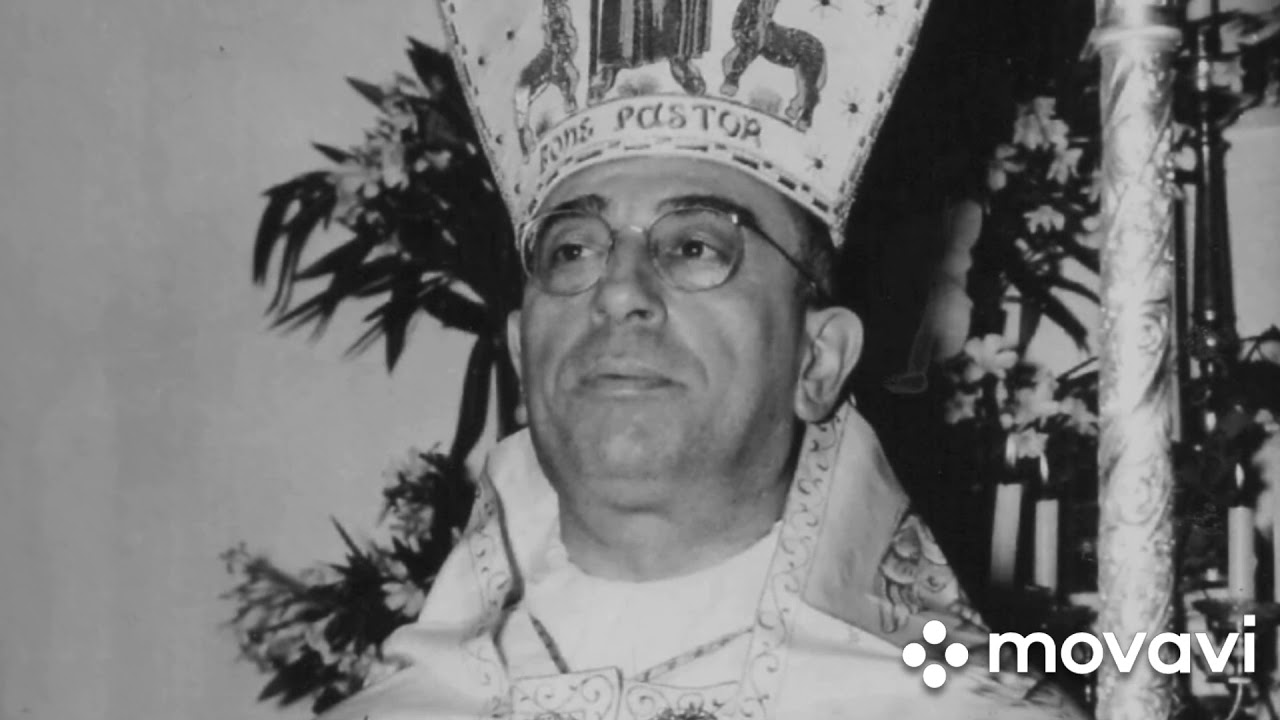 Il solenne ingresso del Vescovo Mons. Luigi Rinaldi nella sede di Bisignano il 24 giugno 1956.